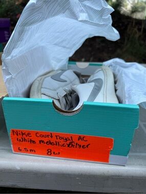Nike White/silver Court Royal